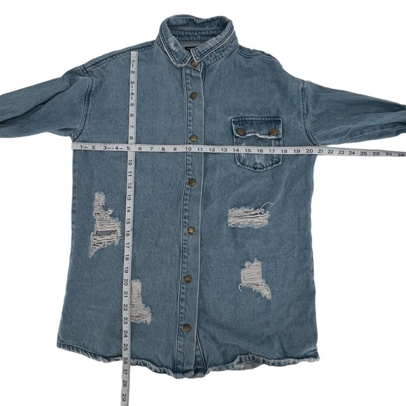 SHEIN Distressed Long Sleeve Jean Shirt Size Small Women’s - Picture 4 of 5